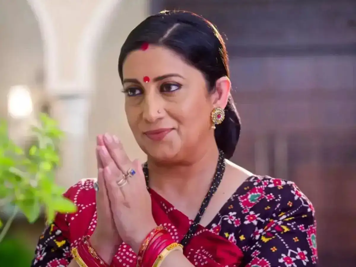 Smriti Irani, Smriti Irani how became actress, Smriti Irani cleaned dishes at mcdonalds, when Smriti Irani Father gave loan of 1 lakh to Smriti Irani, Smriti Irani TV actress to politician, Smriti Irani Human Resource Development, Smriti Irani Textiles Minister, Smriti Irani Net worth, स्मृति ईरानी, स्मृति ईरानी कैसे एक्ट्रेस बनीं, स्मृति ईरानी ने मैकडॉनल्ड्स में बर्तन धोए, जब स्मृति ईरानी के पिता ने उन्हें 1 लाख का लोन दिया, स्मृति ईरानी का टीवी एक्ट्रेस से राजनेता बनने का सफ़र, स्मृति ईरानी मानव संसाधन विकास मंत्री, स्मृति ईरानी कपड़ा मंत्री, स्मृति ईरानी की कुल संपत्ति Smriti Irani, Smriti Irani how became actress, Smriti Irani cleaned dishes at mcdonalds, when Smriti Irani Father gave loan of 1 lakh to Smriti Irani, Smriti Irani TV actress to politician, Smriti Irani Human Resource Development, Smriti Irani Textiles Minister, Smriti Irani Net worth, स्मृति ईरानी, स्मृति ईरानी कैसे एक्ट्रेस बनीं, स्मृति ईरानी ने मैकडॉनल्ड्स में बर्तन धोए, जब स्मृति ईरानी के पिता ने उन्हें 1 लाख का लोन दिया, स्मृति ईरानी का टीवी एक्ट्रेस से राजनेता बनने का सफ़र, स्मृति ईरानी मानव संसाधन विकास मंत्री, स्मृति ईरानी कपड़ा मंत्री, स्मृति ईरानी की कुल संपत्ति
