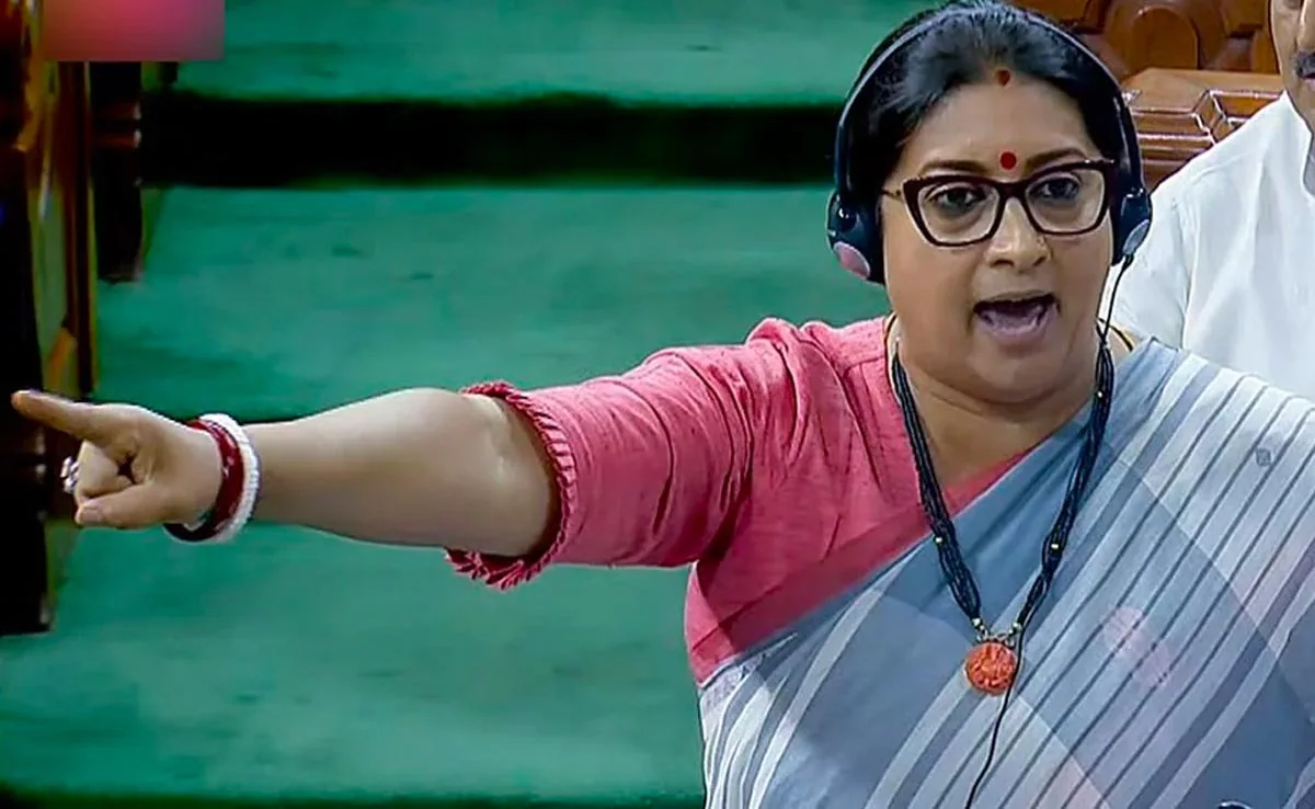 Smriti Irani, Smriti Irani how became actress, Smriti Irani cleaned dishes at mcdonalds, when Smriti Irani Father gave loan of 1 lakh to Smriti Irani, Smriti Irani TV actress to politician, Smriti Irani Human Resource Development, Smriti Irani Textiles Minister, Smriti Irani Net worth, स्मृति ईरानी, स्मृति ईरानी कैसे एक्ट्रेस बनीं, स्मृति ईरानी ने मैकडॉनल्ड्स में बर्तन धोए, जब स्मृति ईरानी के पिता ने उन्हें 1 लाख का लोन दिया, स्मृति ईरानी का टीवी एक्ट्रेस से राजनेता बनने का सफ़र, स्मृति ईरानी मानव संसाधन विकास मंत्री, स्मृति ईरानी कपड़ा मंत्री, स्मृति ईरानी की कुल संपत्ति Smriti Irani, Smriti Irani how became actress, Smriti Irani cleaned dishes at mcdonalds, when Smriti Irani Father gave loan of 1 lakh to Smriti Irani, Smriti Irani TV actress to politician, Smriti Irani Human Resource Development, Smriti Irani Textiles Minister, Smriti Irani Net worth, स्मृति ईरानी, स्मृति ईरानी कैसे एक्ट्रेस बनीं, स्मृति ईरानी ने मैकडॉनल्ड्स में बर्तन धोए, जब स्मृति ईरानी के पिता ने उन्हें 1 लाख का लोन दिया, स्मृति ईरानी का टीवी एक्ट्रेस से राजनेता बनने का सफ़र, स्मृति ईरानी मानव संसाधन विकास मंत्री, स्मृति ईरानी कपड़ा मंत्री, स्मृति ईरानी की कुल संपत्ति