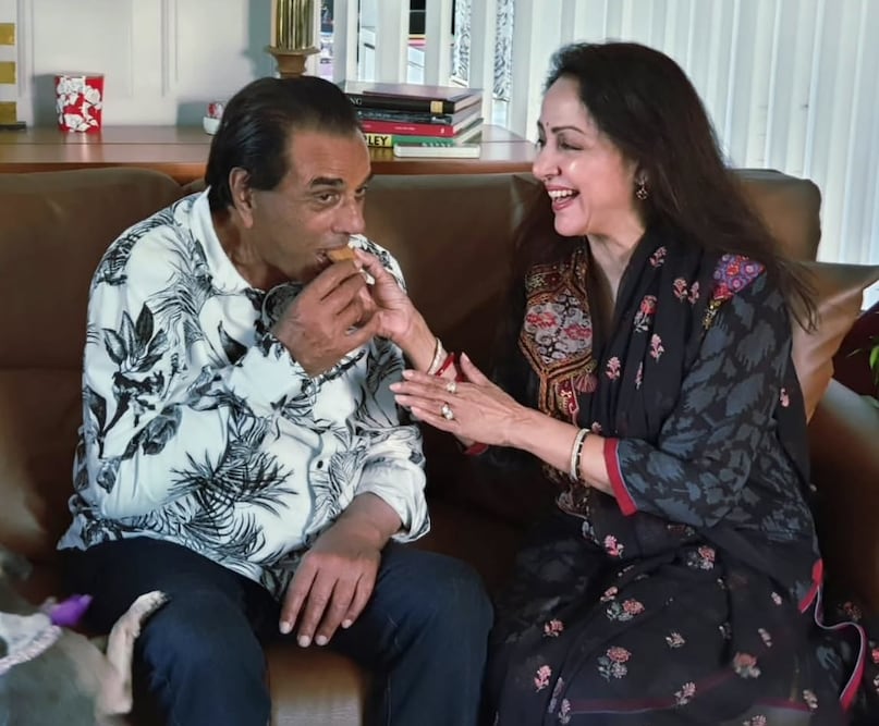 hema malini, dharmendra, hema malini on dharmendra, dharmendra inspired hema malini, hema malini dharmendra films, हेमा मालिनी, धर्मेंद्र, धर्मेंद्र हेमा मालिनी, धर्मेंद्र हेमा मालिनी फिल्में, धर्मेंद्र न्यूज 