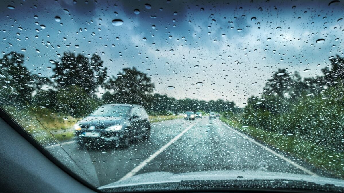 Have to drive the car in the rain; So fix these 5 things today itself