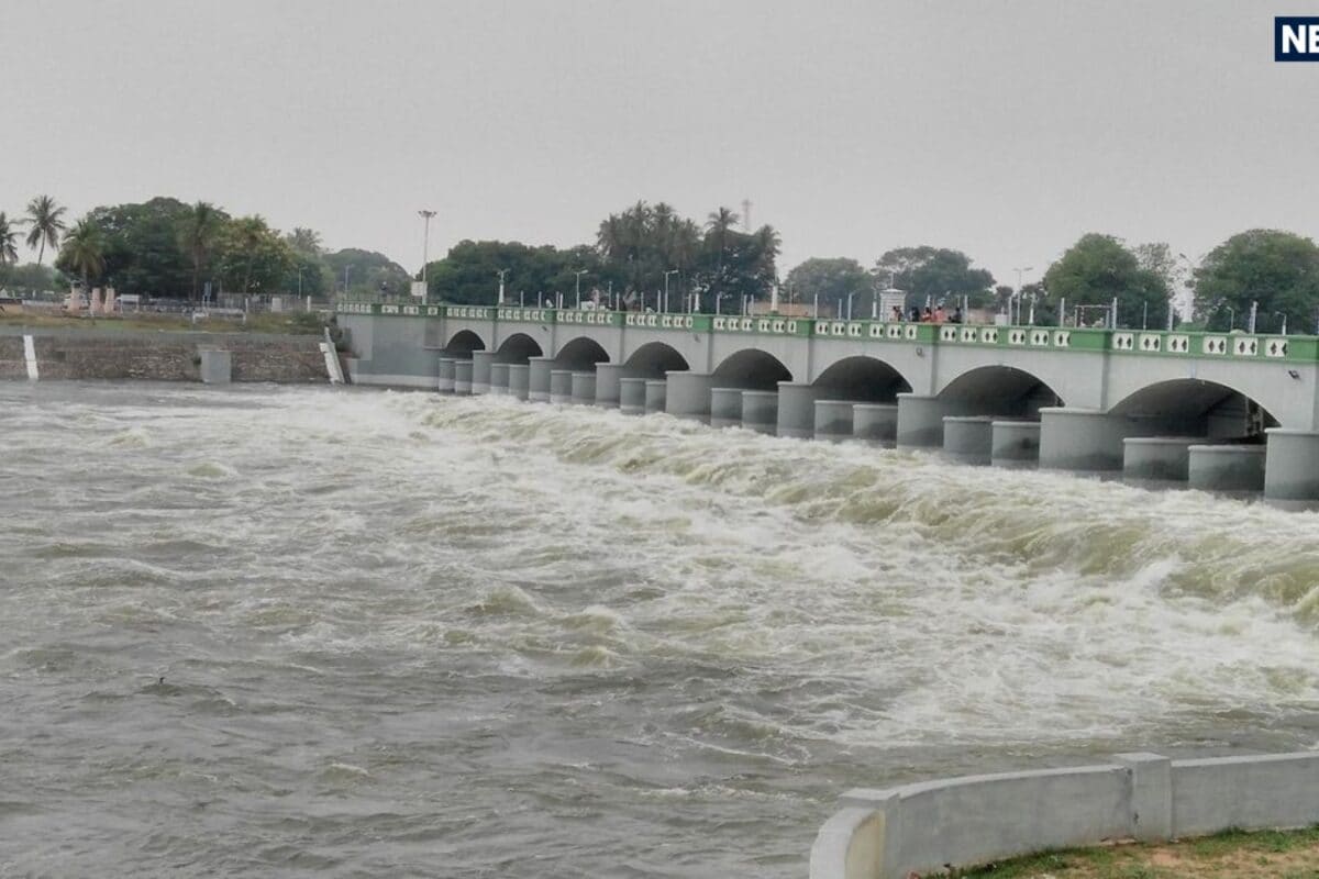 बस सर्विस सस्‍पेंड बॉर्डर पर टाइट सिक्‍योरिटी भारत में किन 2 राज्‍यों के बीच बढ़ी तकरार