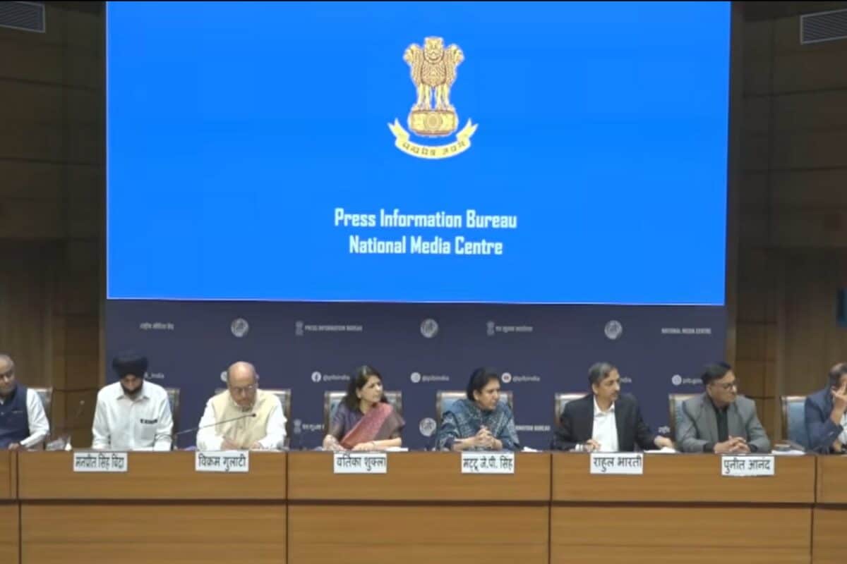 LIVE: क्या E20 पेट्रोल से आपकी कार-बाइक को होगा नुकसान मारुति से लेकर टोयोटा और हीरो मोटोकॉर्प के दिग्गजों ने बताई सच्चाई