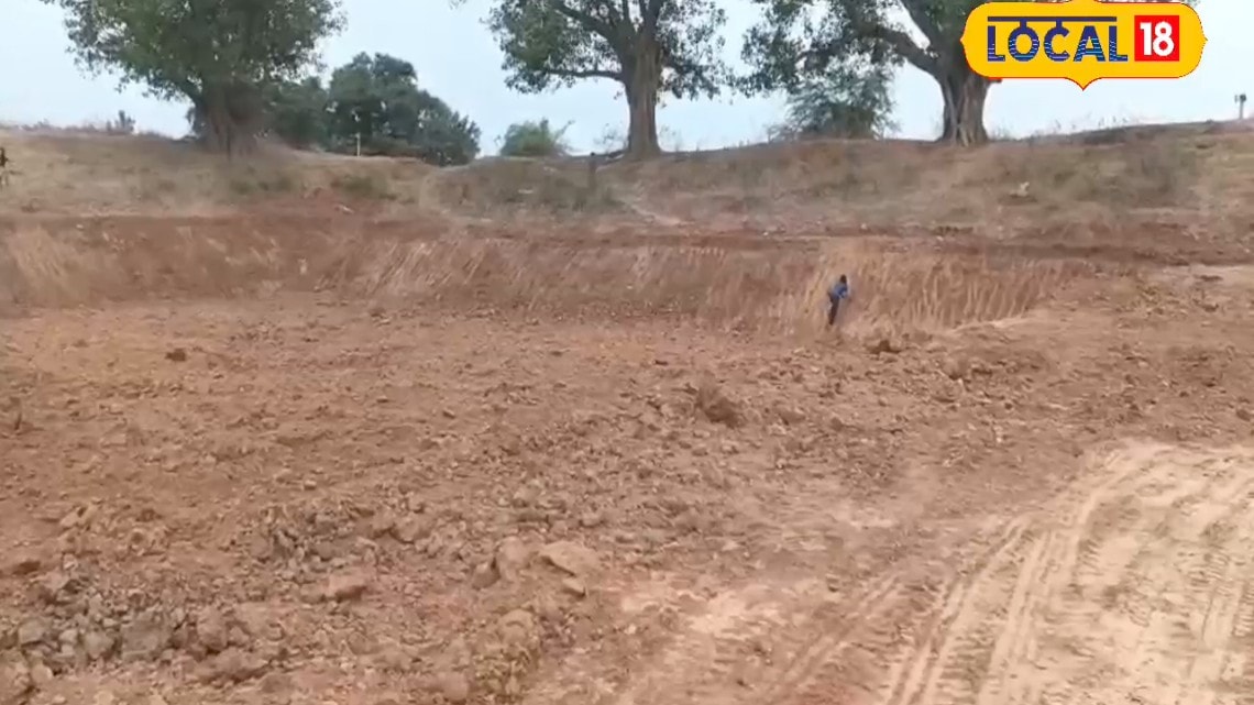 चित्रकूट DM की अनोखी पहल बिना सरकारी खर्च के जिंदा होंगे तालाब मड़ैयन गांव से होगी शुरुआत