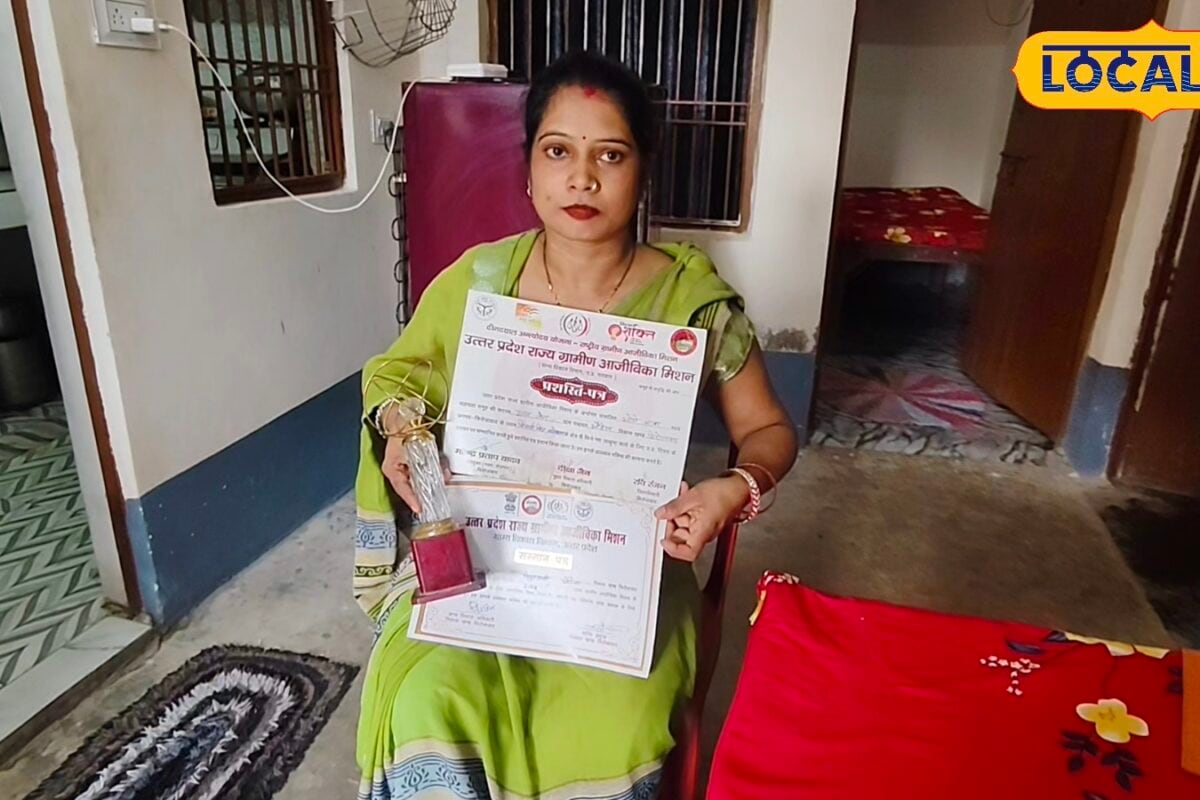स्वयं सहायता समूह से ली ट्रनिंग लेकर विद्युत सखी बनी भौड़ेला की पूनम बिजली बिल गलत होने पर कराती हैं सही होती है कमाई