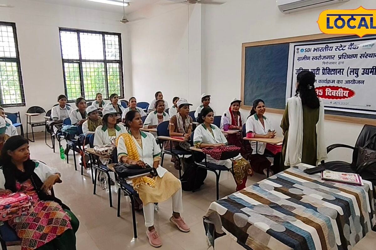ग्रामीण आजीविका मिशन से बदल रही महिलाओं की किस्मत लाखों परिवारो में हो रहा आर्थिक सुधार समूह से जुड़कर मिल रहा स्वरोजगार