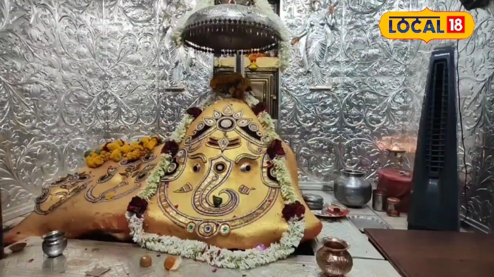उज्जैन के चिंतामण गणेश मंदिर का गर्भगृह 35 किलो चांदी से चमका गुप्त श्रद्धालु ने किया 85 लाख का दान