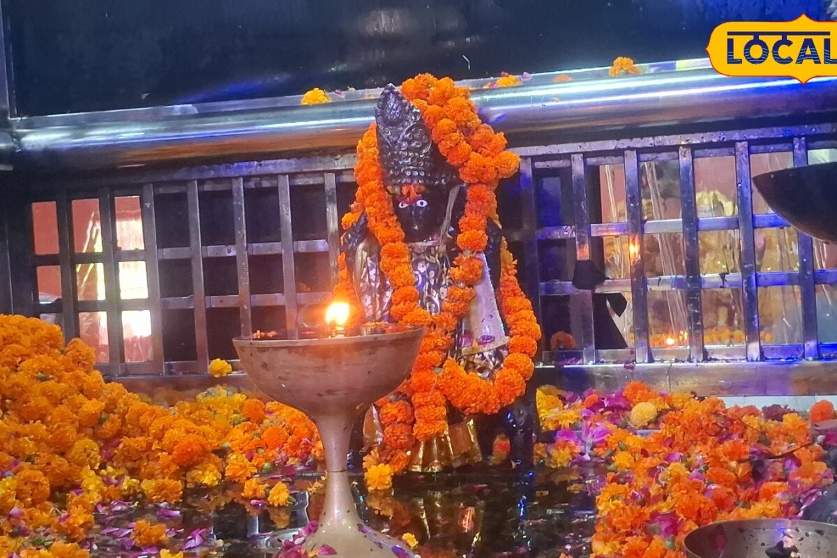 आगरा का चमत्कारी शनिदेव मंदिर जहां 7 शनिवार तेल चढ़ाने से पूरी होती है हर मनोकामना!