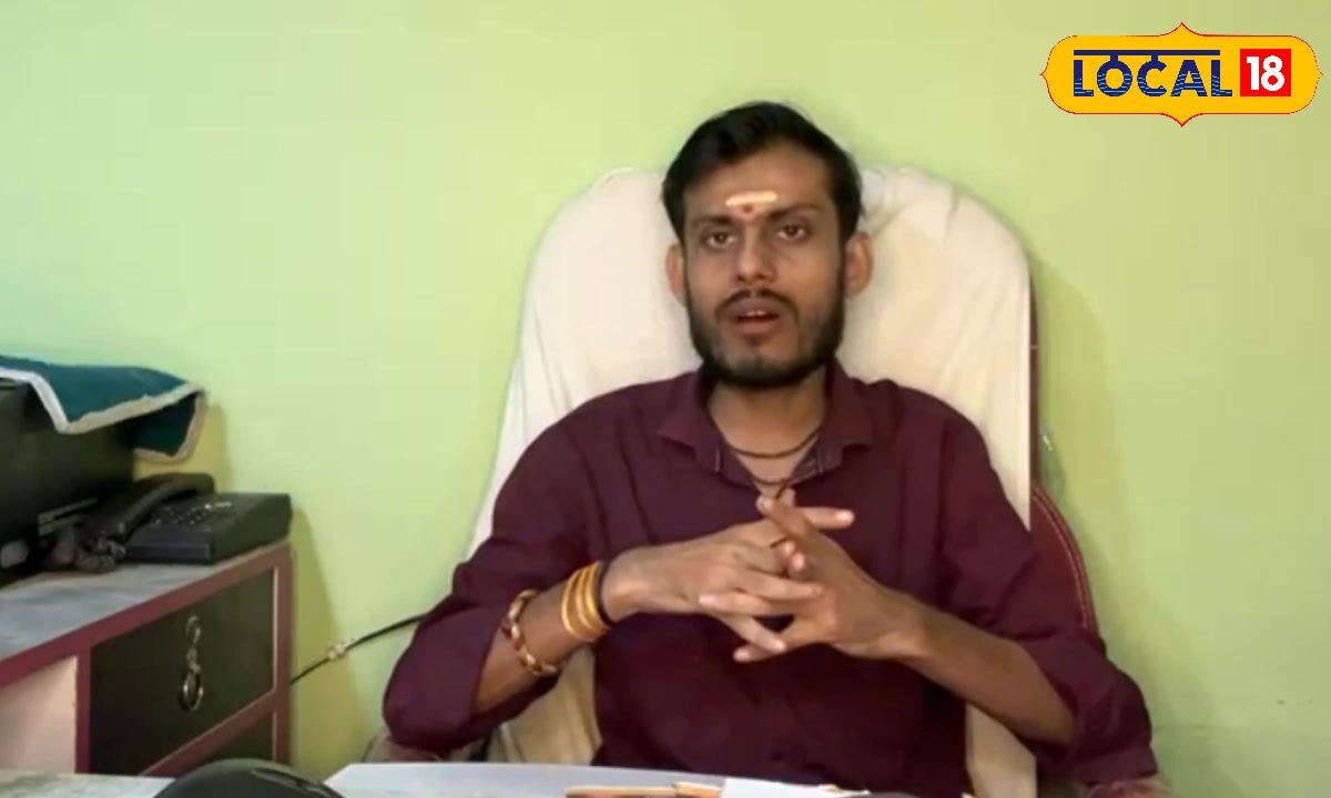 वृश्चिक राशि वालों को मिलेगा आर्थिक लाभ, लव लाइफ में दिखेगी आत्मीयता