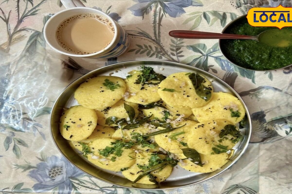 बारिश में पकोड़ों को दें छुट्टी चाय के साथ खाएं नरम-फूला ढोकलाजानें आसान रेसिपी