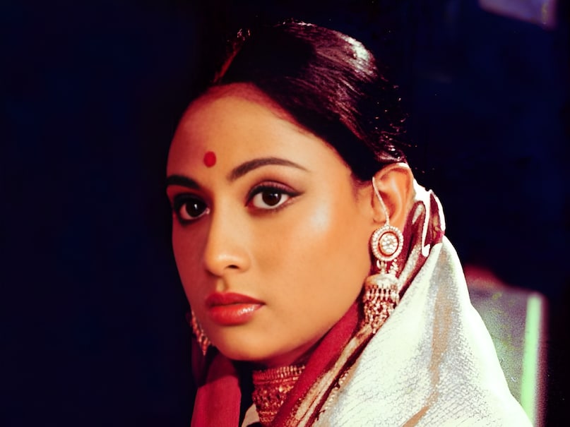 lata Mangeshkar song, Teri Bindiya Re song, Teri Bindiya Re song trivia, Kishore kumar song, lata Mangeshkar mohammed rafi hit song, mohammed rafi song, jaya Amitabh song, Amitabh Bachchan movie abhimaan song, लता मंगेशकर किशोर कुमार, लता मंगेशकर मोहम्मद रफी का गाना, बॉलीवुड के हिट गाने