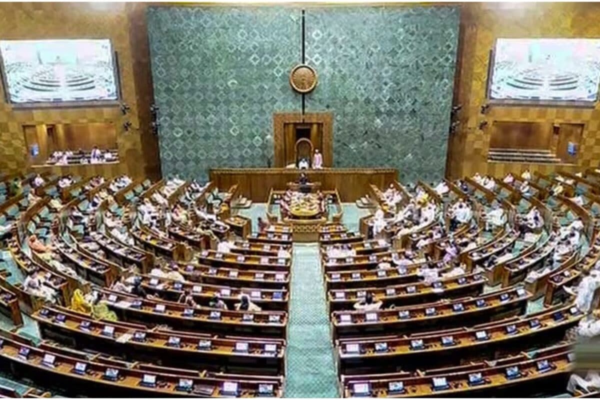 संसद में आज पेश होगा पेपर लीक को लॉक करनेवाला बिल NDA के ये 5 सांसद संभालेंगे मोर्चा विपक्ष कितना तैयार