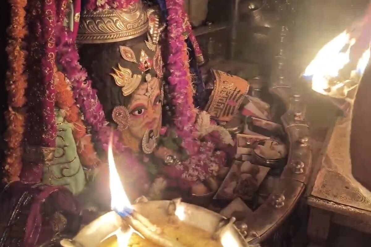 Mahakal Bhasma Aarti Live: घर बैठे महाकालेश्वर का आशीर्वाद, आज के भस्म आरती दर्शन