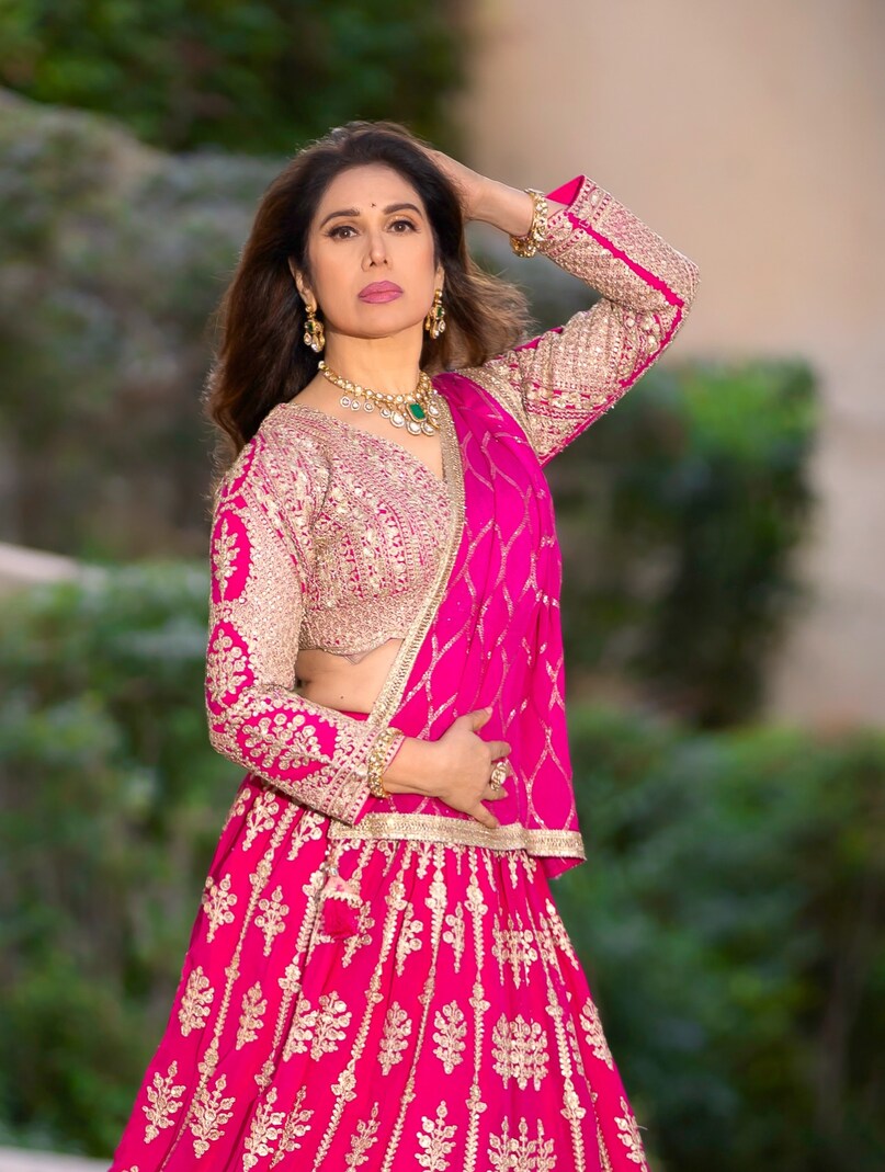 Meenakshi Seshadri, Meenakshi Seshadri movies, Meenakshi Seshadri news, Meenakshi Seshadri Instagram, Meenakshi Seshadri Instagram, मीनाक्षी शेषाद्रि, मीनाक्षी शेषाद्रि फिल्में, मीनाक्षी शेषाद्रि न्यूज