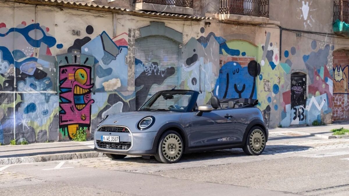 Stardust Edition of Mini Convertible launched, price ₹ 62.90 lakh
