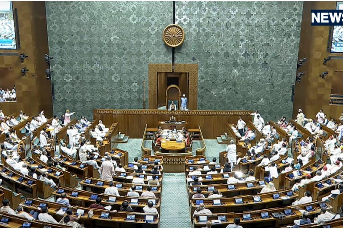 Parliament Monsoon Session Live: लोकसभा में आज पेश होगा एंटी पेपर लीक बिल सायोनी घोष देंगी ममता के साथियों को जवाब