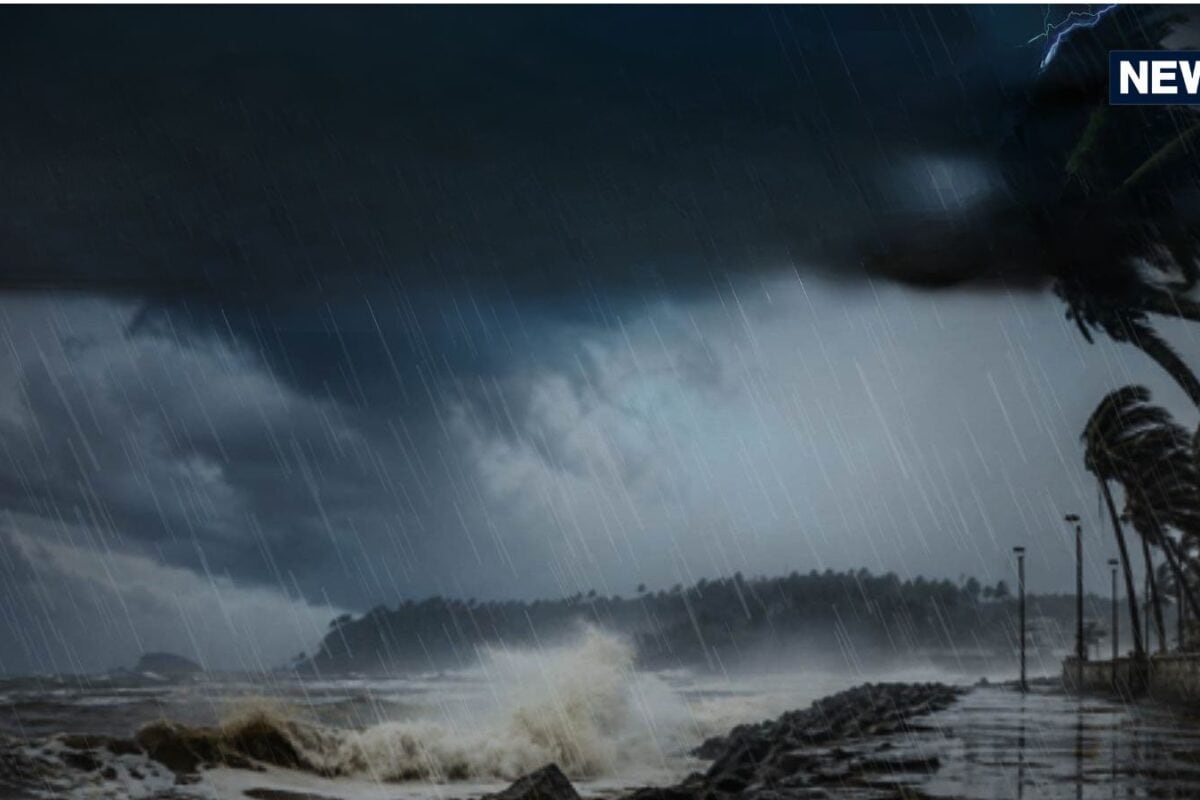 Monsoon Rain Live Updates: गुजरात-महाराष्ट्र में कब तक कहर ढाहती रहेगी बारिश डरा रही हैं ISRO की तस्वीरें
