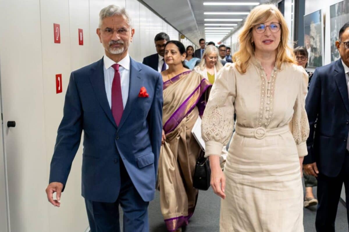 यूक्रेन-मिडल ईस्ट की जंग और आपकी जेब जयशंकर ने समझाया कैसे एकतरफा निर्भरता बढ़ाएगी आफत