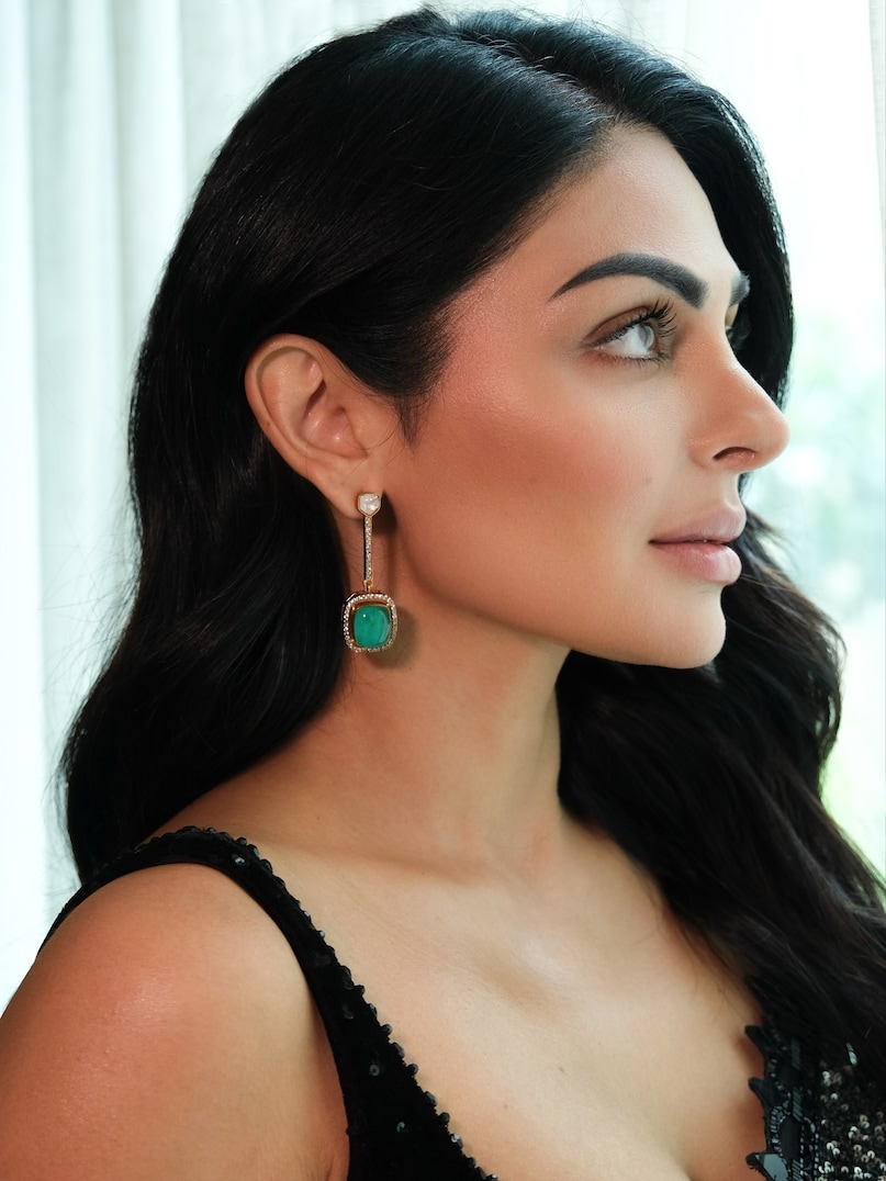 Neeru Bajwa, Neeru Bajwa on Satluj, Neeru Bajwa furious after Satluj removed from OTT, Neeru Bajwa ask reason for Satluj removed, Neeru Bajwa hit movies सतलुज पर नीरू बाजवा, नीरू बाजवा, ओटीटी से सतलज हटने पर भड़कीं नीरू बाजवा, नीरू बाजवा ने पूछा सतलुज हटाने का कारण, नीरू बाजवा की हिट फिल्में Neeru Bajwa, Neeru Bajwa on Satluj, Neeru Bajwa furious after Satluj removed from OTT, Neeru Bajwa ask reason for Satluj removed, Neeru Bajwa hit movies सतलुज पर नीरू बाजवा, नीरू बाजवा, ओटीटी से सतलज हटने पर भड़कीं नीरू बाजवा, नीरू बाजवा ने पूछा सतलुज हटाने का कारण, नीरू बाजवा की हिट फिल्में