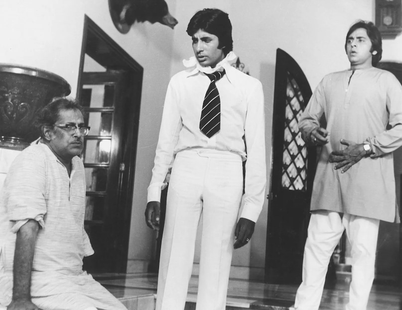 Rajesh Khanna, Amitabh Bachchan, Bollywood Retro Directors, 70s Bollywood Superstars, Yash Chopra Movies, राजेश खन्ना, अमिताभ बच्चन, बॉलीवुड के पुराने डायरेक्टर, 70 के दशक की फिल्में, हिंदी सिनेमा के सुपरस्टार