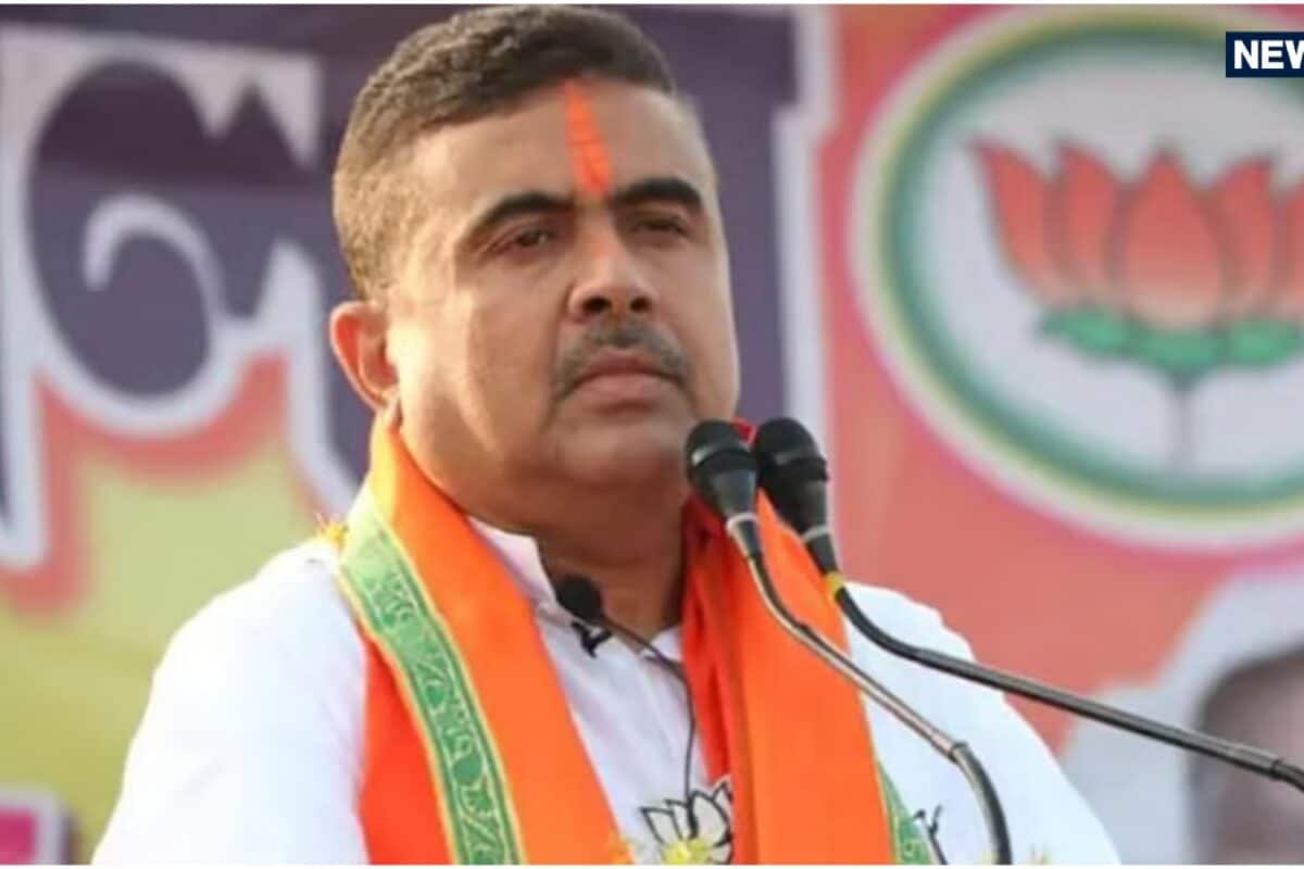 136 साल पुरानी जामा मस्जिद में तीन दिनों के लिए नमाज बंद कोलकाता एयरपोर्ट की सुरक्षा पर छिड़ा घमासान