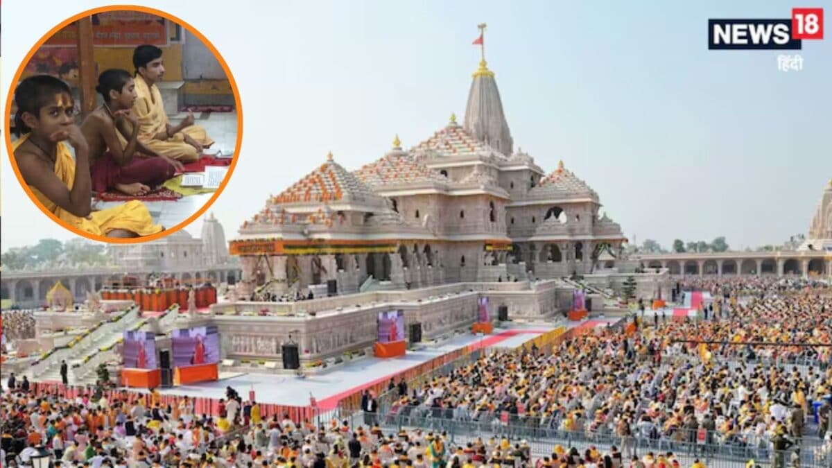 Temple Management Course in India: टेंपल मैनेजमेंट कोर्स क्या है, कितनी फीस लगती है? भारी भीड़ और लाखों का चढ़ावा संभालने के लिए चाहिए एक्सपर्ट Temple Management Course in India: टेंपल मैनेजमेंट कोर्स क्या है, कितनी फीस लगती है? भारी भीड़ और लाखों का चढ़ावा संभालने के लिए चाहिए एक्सपर्ट