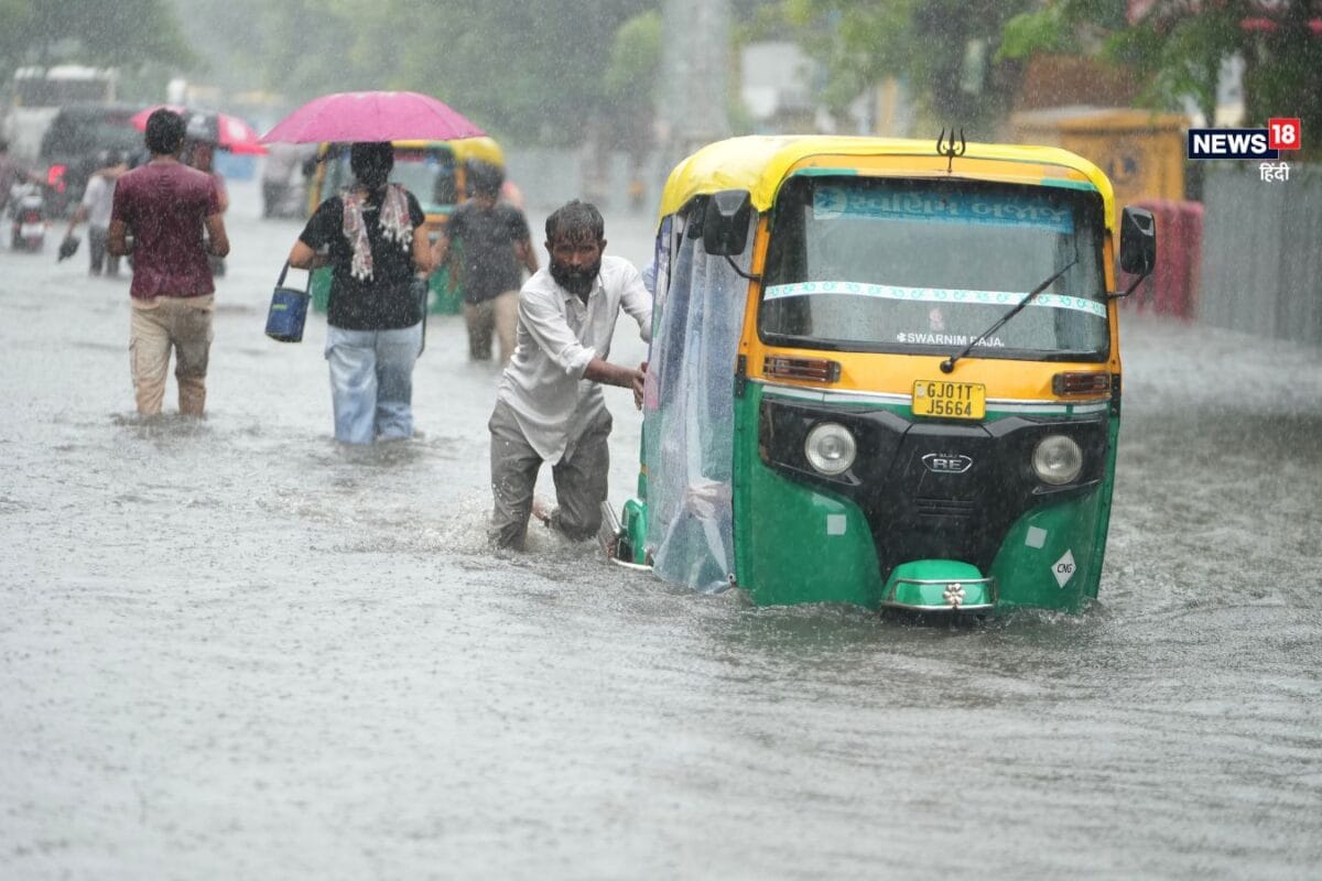 Aaj Ka Mausam: उखड़ेंगे पेड़ ठप होगी बिजली! 16 राज्यों में तबाही मचाएगा मौसम IMD ने जारी किया 90 KM आंधी का अलर्ट