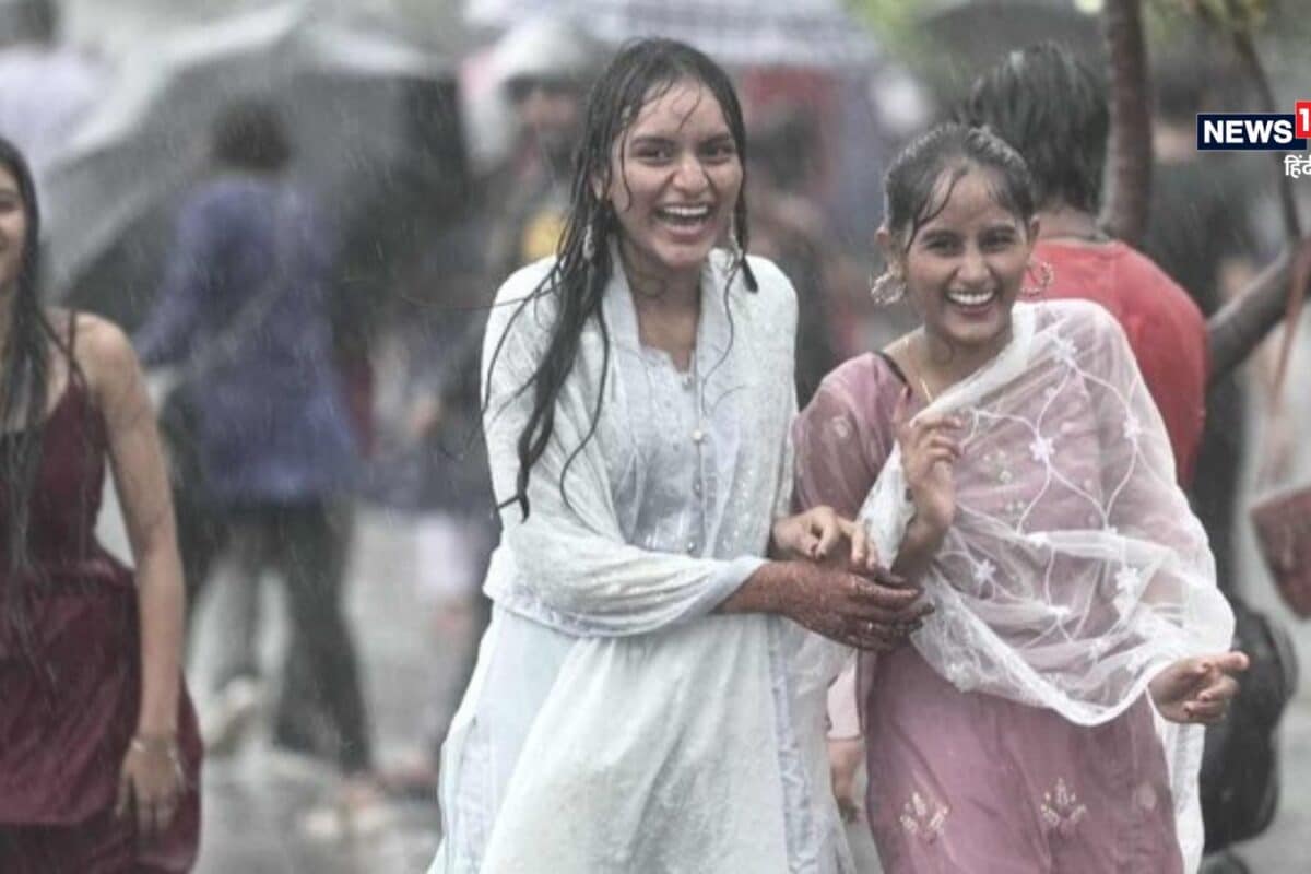 Aaj Ka Mausam: 13 राज्यों में मानसून दिखाएगा तेवर मुंबई-गुजरात में ऑरेंज अलर्ट पहाड़ों पर मूसलाधार बारिश मौसम पर IMD अपडेट