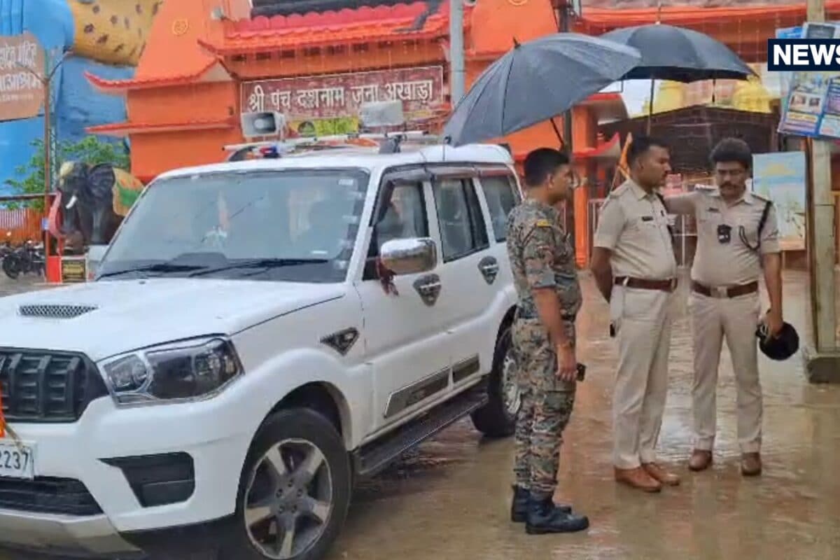 पायलट बाबा के आश्रम के बाहर मची खलबली, नाश्ते की दुकान में लटका मिला केरल का युवक