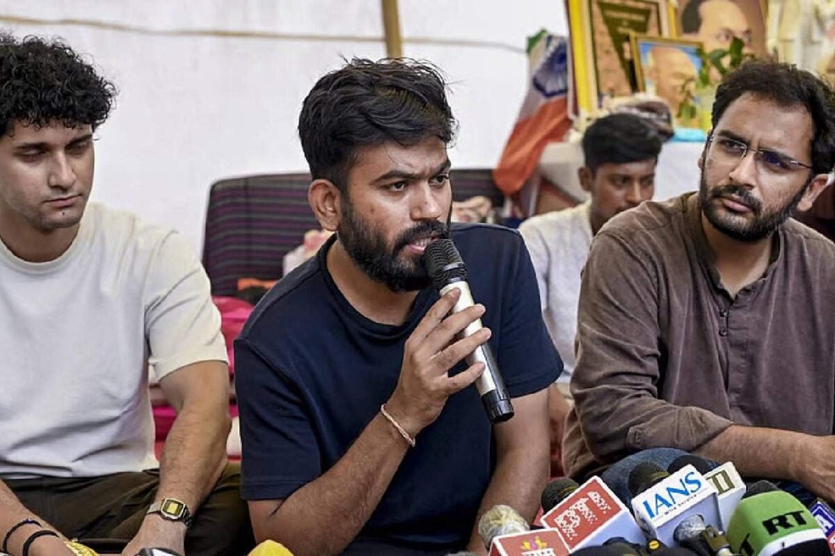 कॉकरोच जनता पार्टी अब करेगी प्रचंड प्रदर्शन 2 दिन में दूसरी बार दी चेतावनी आखिर क्यों