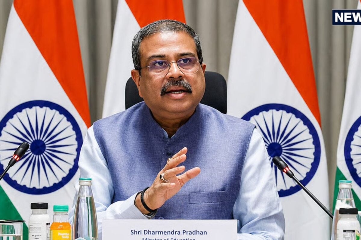 धर्मेंद्र प्रधान ने दो बार दिया था इस्तीफा आखिर तीसरी बार क्यों मानी गई पेशकश अब सामने आई पूरी कहानी