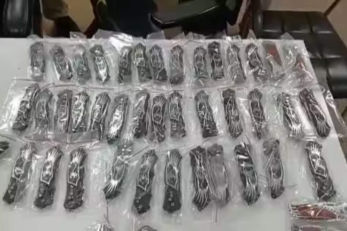 जबलपुर पुलिस और क्राइम ब्रांच की कार्रवाई, अवैध कारोबार के नेटवर्क का खुलासा, बड़ी संख्या में चाइना चाकू जब्त