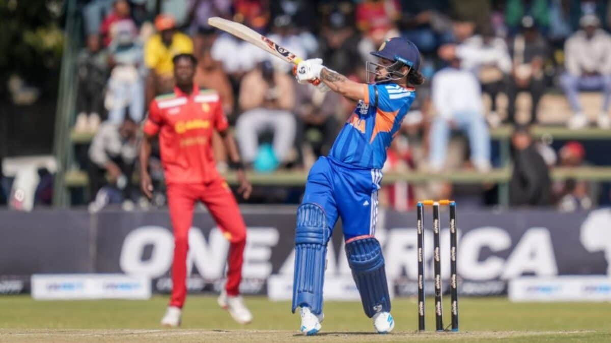 विराट से आगे निकले इशान किशन, जिम्बाब्वे के खिलाफ 81 रन ठोककर रचा इतिहास, सूर्यकुमार यादव और अभिषेक शर्मा के क्लब में शामिल विराट से आगे निकले इशान किशन, जिम्बाब्वे के खिलाफ 81 रन ठोककर रचा इतिहास, सूर्यकुमार यादव और अभिषेक शर्मा के क्लब में शामिल
