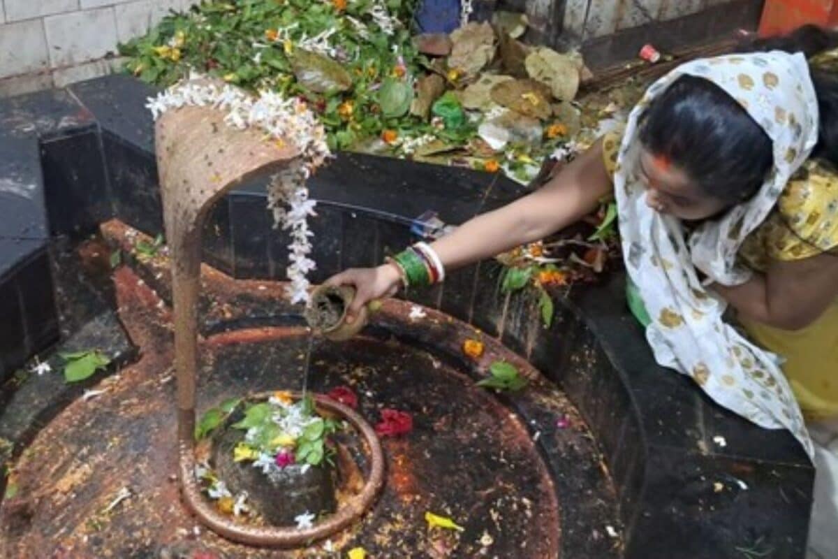 किस भगवान को पूजने से टलती है अकाल मृत्यु और लोग जीते हैं लंबी उम्र गूगल जेमिनी और ChatGPT टूल्स से मिल ये जवाब