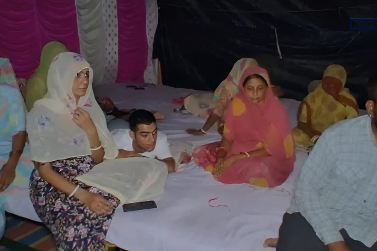 Rajasthan News Live: सिरोही में आधी रात पुलिस का बड़ा एक्शन, माउंट आबू में हंगामा करने वाला पर्यटक गिरफ्तार