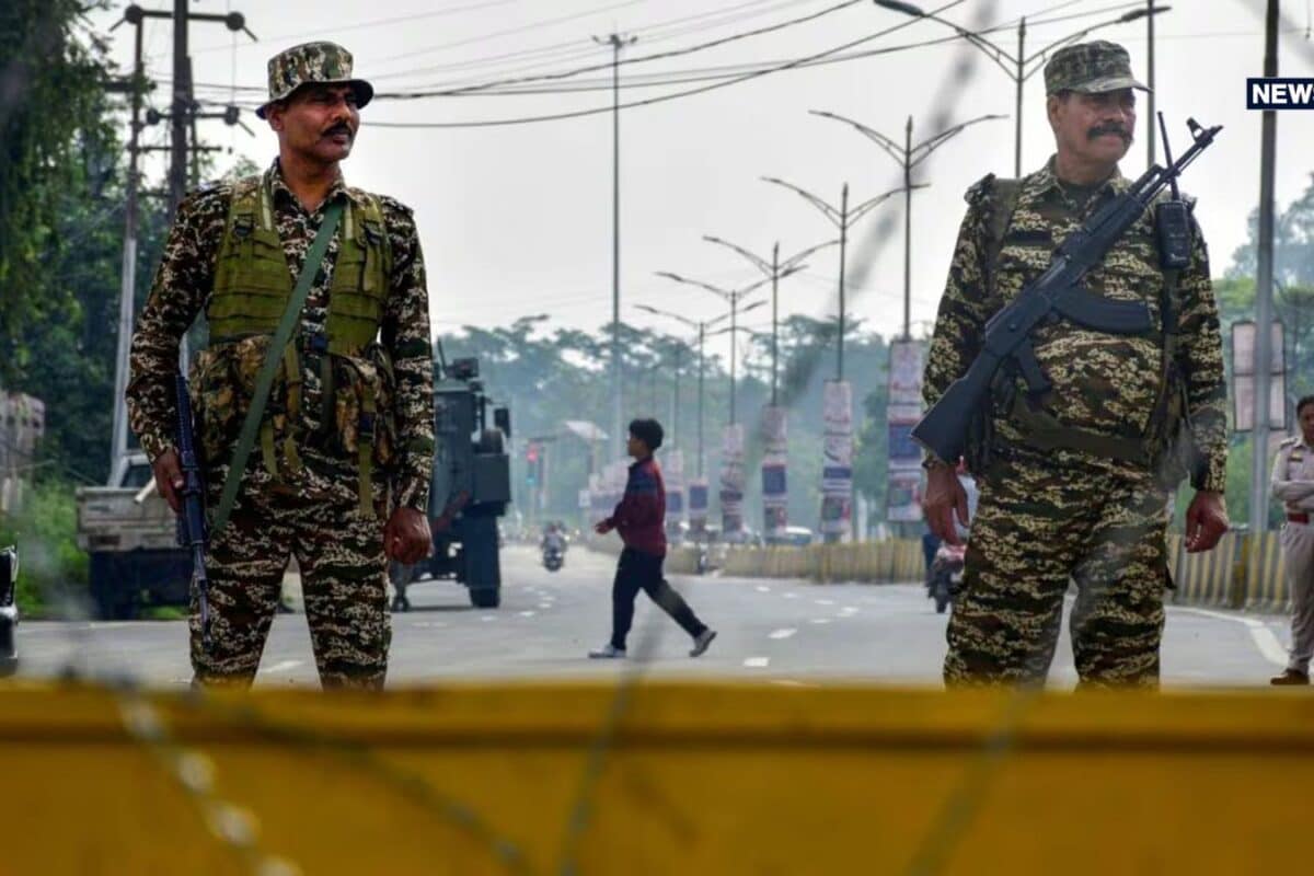 मणिपुर बॉर्डर पर फिर तनाव नागा नाकाबंदी के खिलाफ सड़क पर उतरे कुकी सुरक्षाबलों ने संभाला मोर्चा