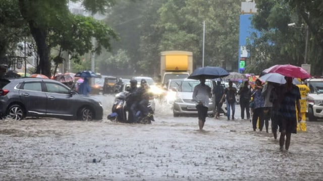 सावधान! नर्मदापुरम-छिंदवाड़ा में रेड अलर्ट, भोपाल में गिरेगी बौछार, मध्य  प्रदेश के मौसम की ताजा रिपोर्ट