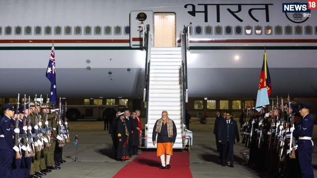 पीएम मोदी पहुंचे ऑस्‍ट्रेलिया, एजेंडे पर रेयर अर्थ मिनरल्‍स से डिफेंस तक