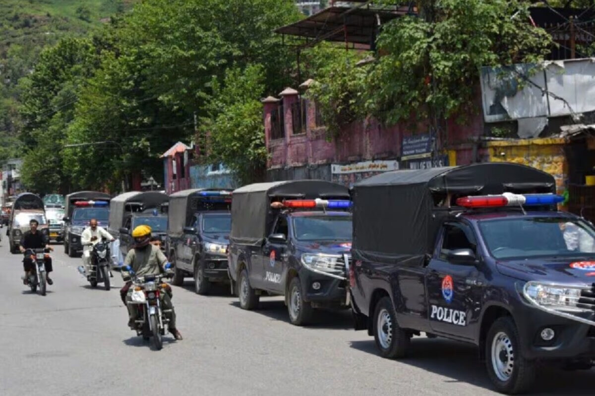 PoK जा रहे पूर्व पाकिस्तानी सांसद गायब, पुलिस पर बीच रास्ते से जबरन उठाने का आरोप