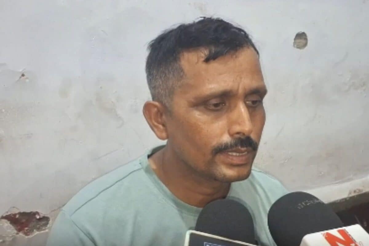 पुलिस की सुरक्षा में ही सेंध! थाने में घुसकर युवक ने हेड कांस्टेबल को लाठी से मारा, सिर पर आए टांके
