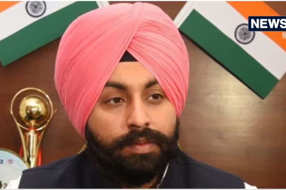 पंजाब में भी लीक हुआ पेपर BJP का दावा AAP का जवाब जानें क्या है पूरा मामला