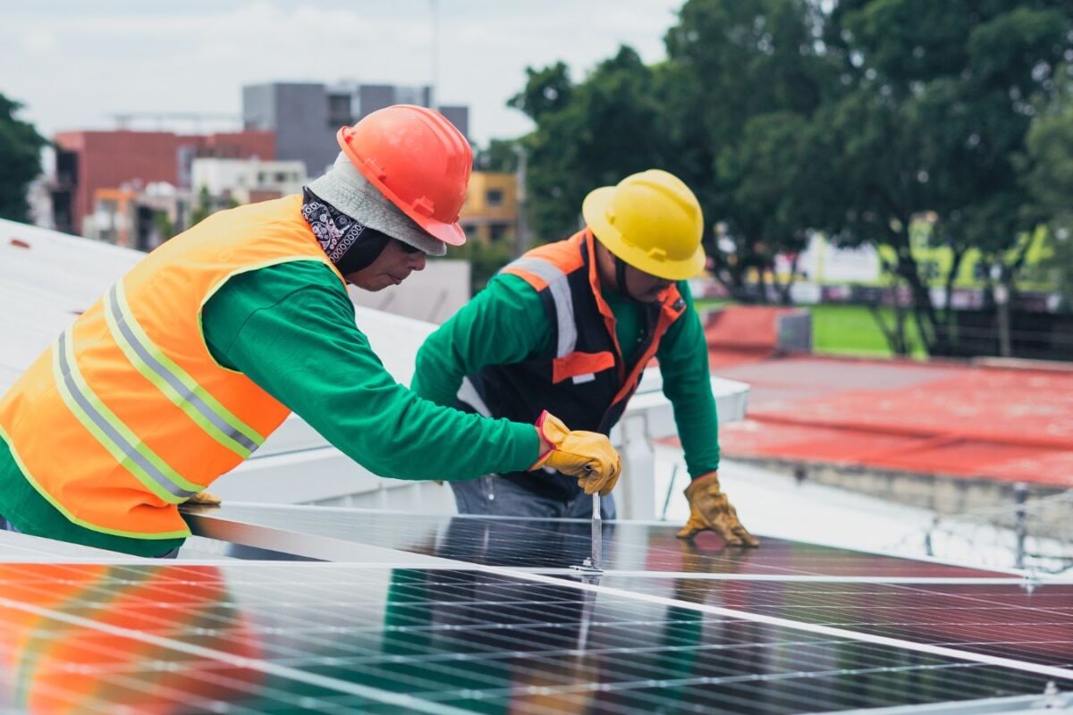 Solar Panel : 1kW 3kW और 5kW सोलर सिस्टम में क्या अंतर है इसे लगवाने का खर्च वसूलने में कितने महीने लगेंगे