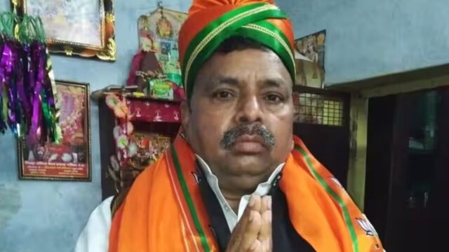 लखनऊ में नए विधायक आवास की 7वीं मंजिल से गिरकर पूर्व मंत्री नानकदीन भुर्जी  की मौत, पुलिस हर एंगल से जांच में जुटी - News18 हिंदी