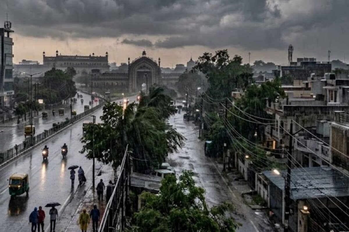 UP Weather Rain Update : मेरठ, नोएडा से लेकर गोरखपुर-वाराणसी तक... जानिए आज यूपी के जिलों में कैसा रहेगा मौसम