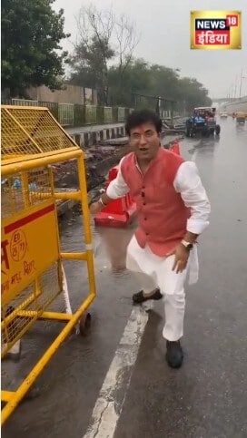 जलभराव होते ही बोट निकालने वाले AAP नेता अब कहां हैं BJP विधायक रवि नेगी का वीडियो बनाकर तंज!