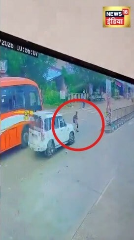 तेज रफ्तार स्कॉर्पियो की टक्कर से हवा में उड़ी छात्रा CCTV में कैद हुआ दर्दनाक हादसा