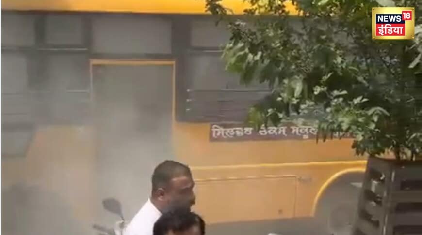 बठिंडा: अचानक धू-धू कर जलने लगी स्कूल बस अंदर फंसे थे 43 मासूम बच्चे खिड़कियां तोड़कर बचाई जान