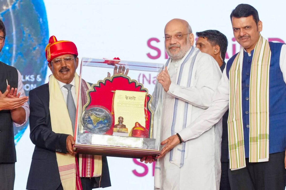 गुजरात बम ब्लास्ट और अजित डोभाल से वो पहली मुलाकात… अमित शाह भी मान गए- बंदे में दम तो है!