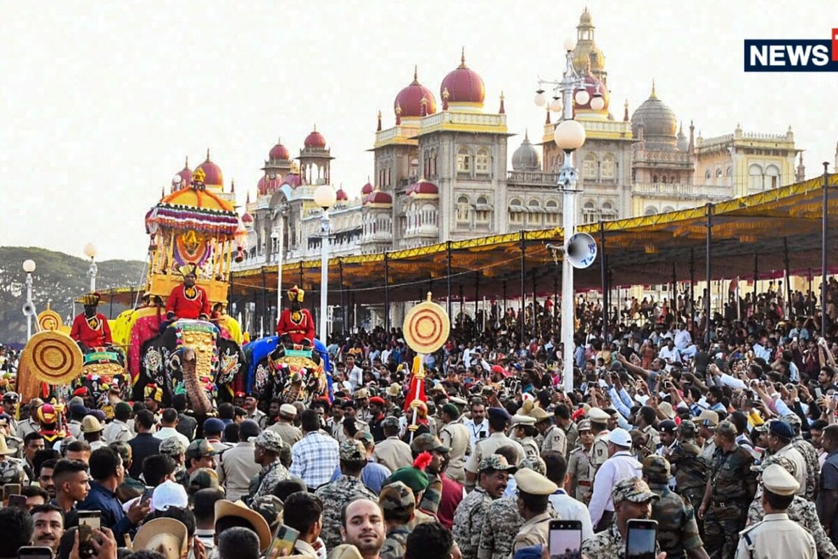 मैसूर दशहरे का सबसे बड़ा स्टार अब नहीं उठाएगा 750 KG का गोल्डन हौदा 60 साल का अभिमन्यु रिटायर