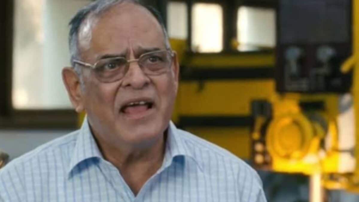 अच्युत पोतदार का निधन, '3 इडियट्स' के प्रोफेसर याद किए जाएंगे