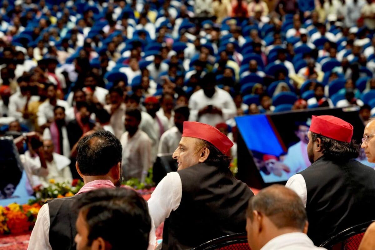यूपी में लोध समाज की कितनी ताकत? कितनी सीटों पर असरदार, 2027 की बाजी पलटने के लिए अखिलेश ने लगाया दांव